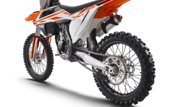 KTM: arriva la nuova gamma Cross SX 2017 - Foto 4 di 11