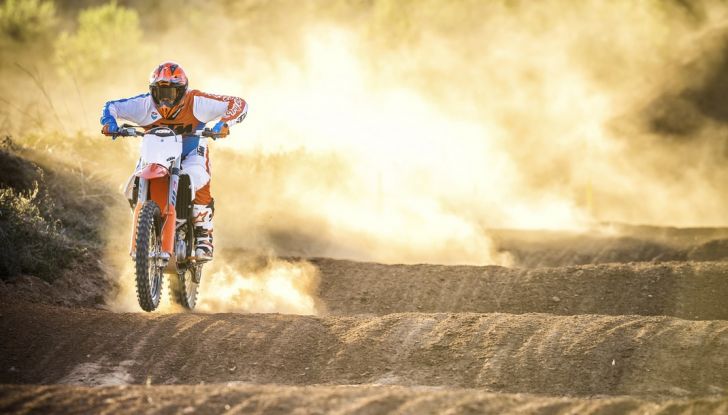 KTM: arriva la nuova gamma Cross SX 2017 - Foto 6 di 11