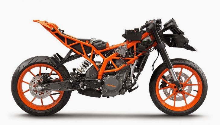 KTM 390 Adventure: potrebbe arrivare nel 2017 - Foto 2 di 7