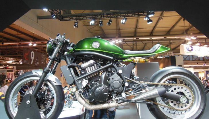Kawasaki a Eicma: per superbikers e non solo - Foto 3 di 23