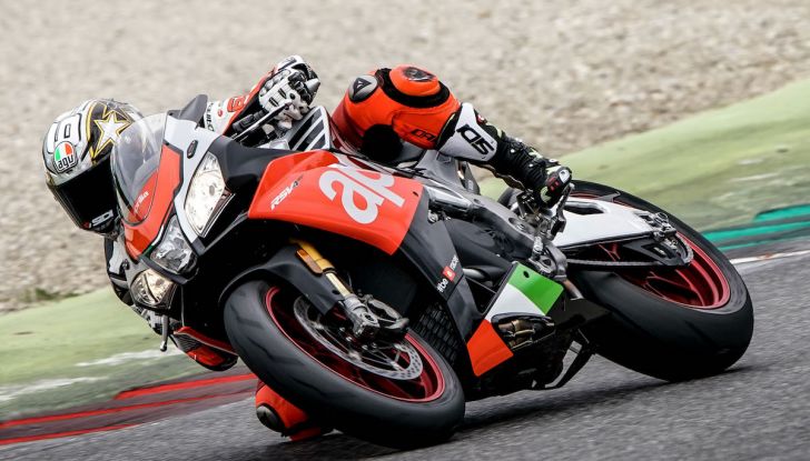 Loris Capirossi con RSV4 per gli Aprilia Racers Days 2018 - Foto 1 di 5
