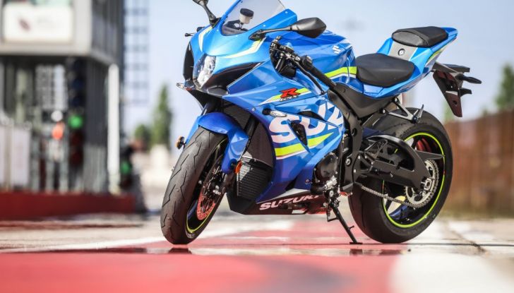 Prova in pista Suzuki GSX-R 1000 2017: il Ritorno del Re - Foto 14 di 24