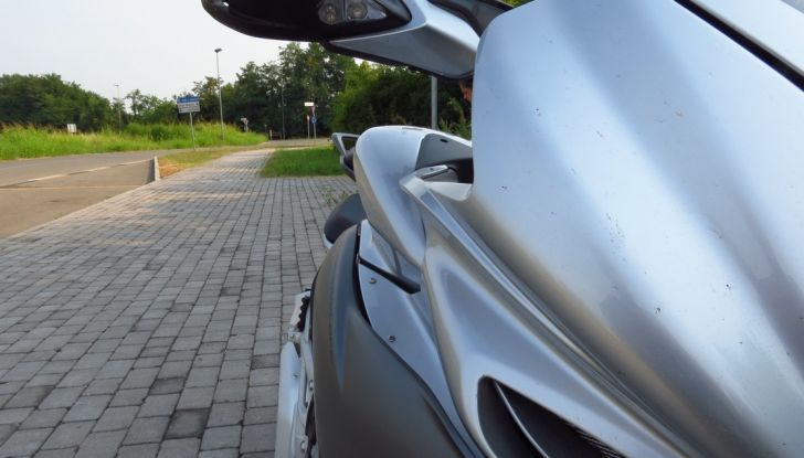 MV Agusta Turismo Veloce: la prova su strada - Foto 36 di 44