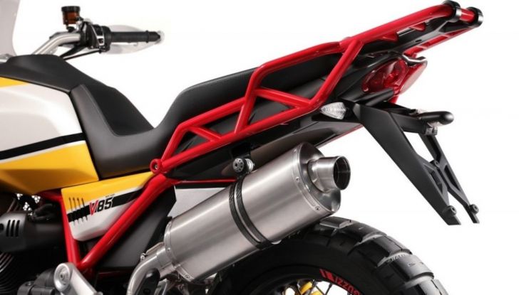 Moto Guzzi V85TT: ecco il prezzo ufficiale - Foto 7 di 11