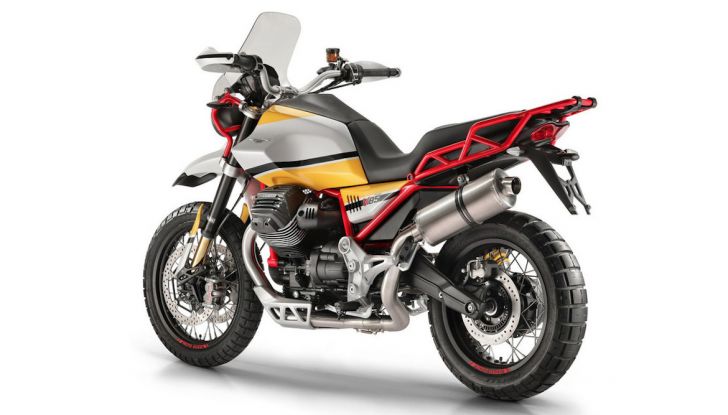 Moto Guzzi V85TT: ecco il prezzo ufficiale - Foto 3 di 11