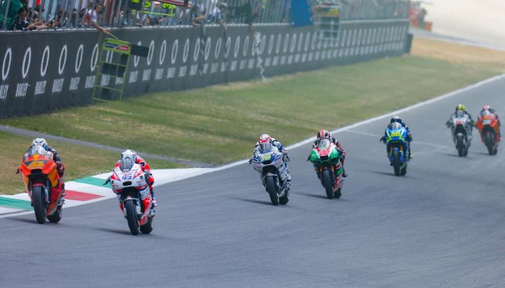 Orari Mugello MotoGP 2018: diretta in chiaro TV8 e Sky Sport MotoGP - Foto 20 di 21
