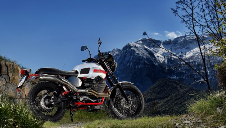 Prova su strada Moto Guzzi Stornello 2016: il ritorno! - Foto 9 di 27