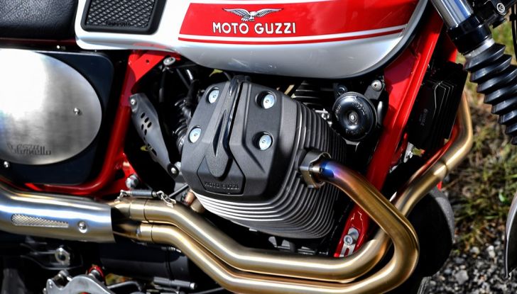Prova su strada Moto Guzzi Stornello 2016: il ritorno! - Foto 19 di 27