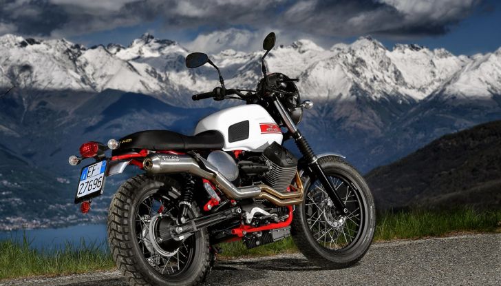 Prova su strada Moto Guzzi Stornello 2016: il ritorno! - Foto 25 di 27