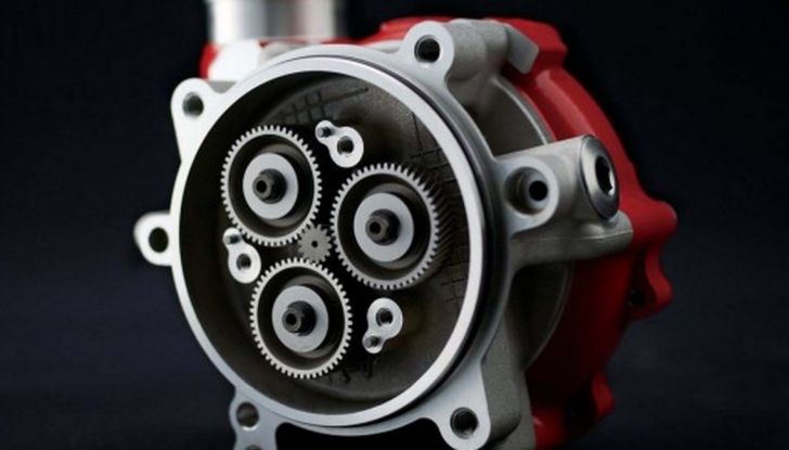 Kawasaki Ninja R2: la supersportiva sovralimentata nei piani di Akashi - Foto 4 di 9