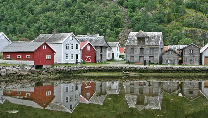 Un incredibile viaggio in moto tra i Fiordi norvegesi - Foto 6 di 12