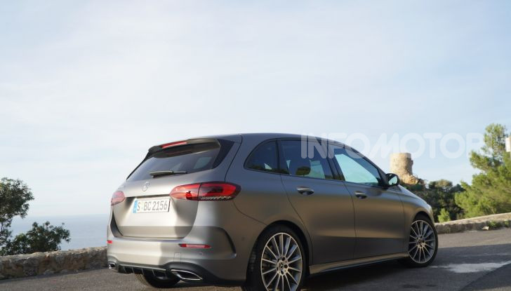 Nuova Mercedes Classe B prova su strada, allestimenti e motori - Foto 10 di 10