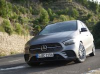 Nuova Mercedes Classe B prova su strada, allestimenti e motori