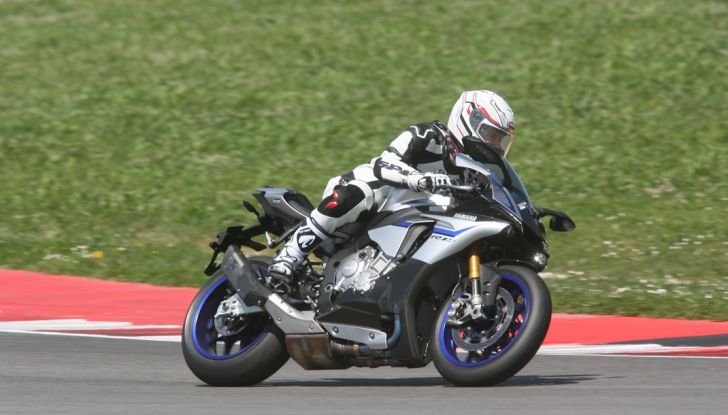 A Misano con Yamaha Supersport Pro Tour 2016: Adrenalina a mille! - Foto 27 di 60