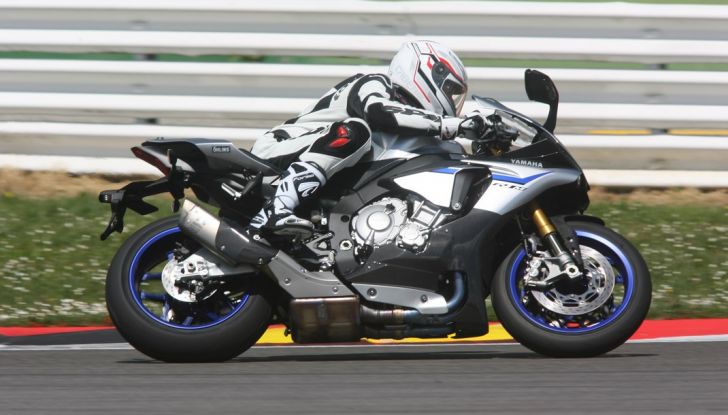 A Misano con Yamaha Supersport Pro Tour 2016: Adrenalina a mille! - Foto 20 di 60