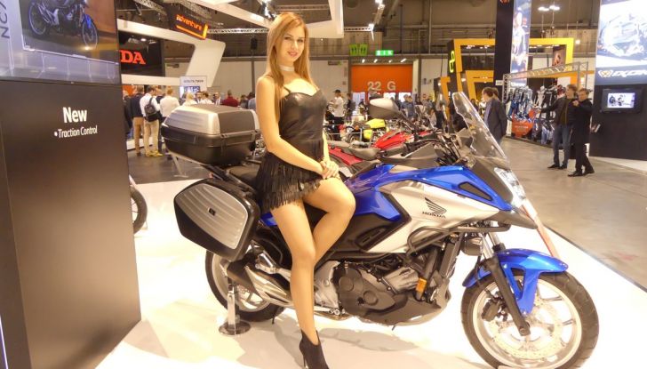 Eicma 2017 Girls… nonsolomoto! - Foto 68 di 140