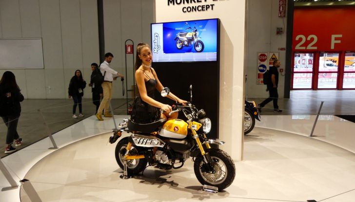 Eicma 2017 Girls… nonsolomoto! - Foto 82 di 140