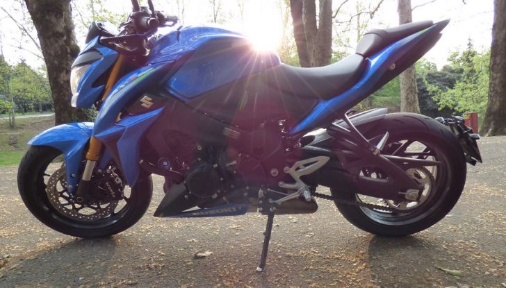 Suzuki GSX-S1000, la nostra prova: oltre il divertimento! - Foto 4 di 59