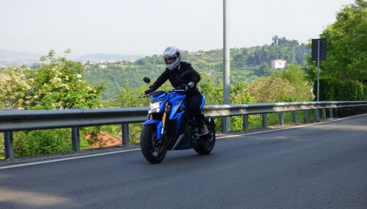 Suzuki GSX-S1000, la nostra prova: oltre il divertimento! - Foto 33 di 59
