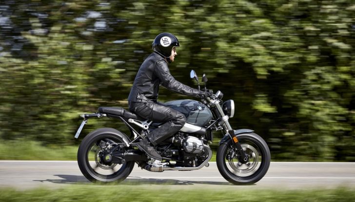 BMW presenta la R nineT Racer e la R nineT Pure 2017 - Foto 15 di 22