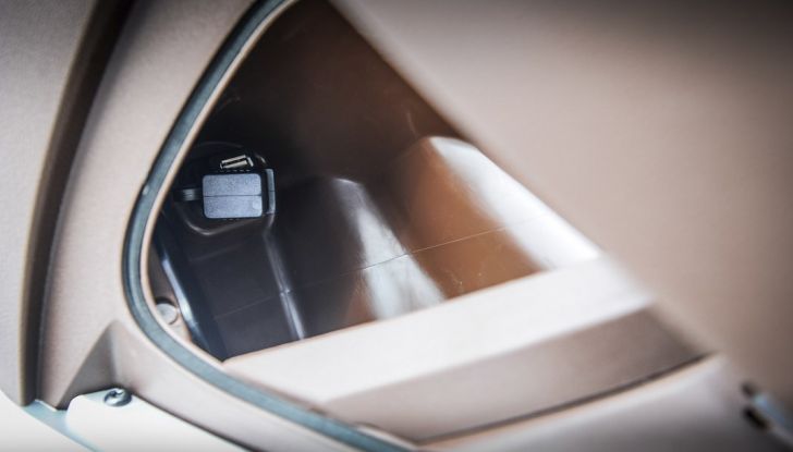 Prova su strada Piaggio Medley 2016, comfort in libertà - Foto 8 di 24