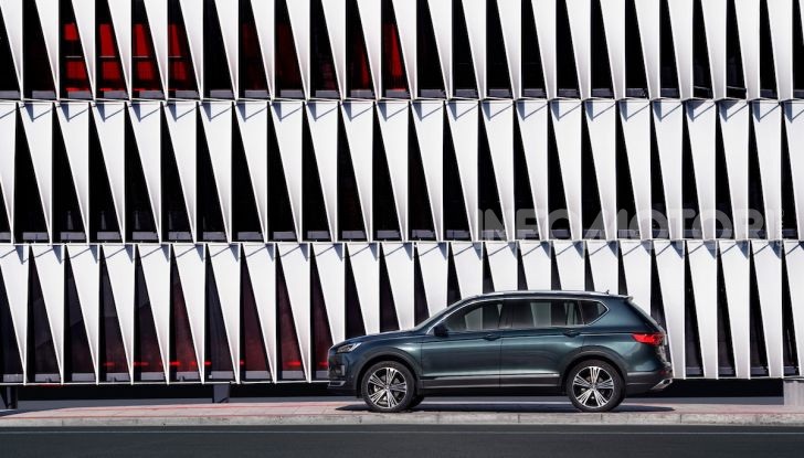 Prova su strada Seat Tarraco: il SUV sportivo è ammiraglia del marchio - Foto 41 di 49
