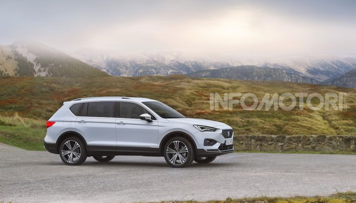 Prova su strada Seat Tarraco: il SUV sportivo è ammiraglia del marchio - Foto 48 di 49
