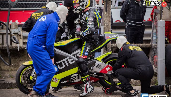 La Suter MMX500 2T contro le Superbike nel National Trophy a Misano - Foto 4 di 7