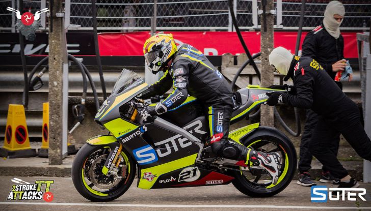 La Suter MMX500 2T contro le Superbike nel National Trophy a Misano - Foto 5 di 7