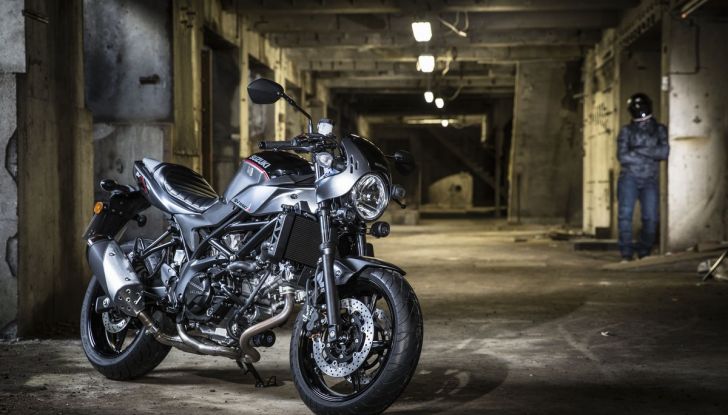 Suzuki SV 650 X arriva nei concessionari - Foto 1 di 25