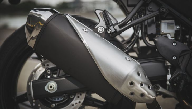 Suzuki SV 650 X arriva nei concessionari - Foto 15 di 25