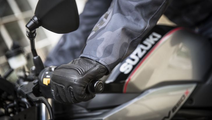 Suzuki SV 650 X arriva nei concessionari - Foto 19 di 25