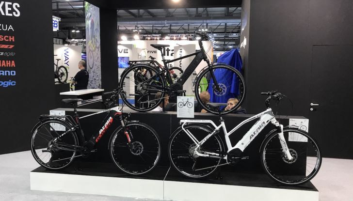L’EICMA 2018 si elettrifica: gli scooter e le bici a zero emissioni - Foto 7 di 21