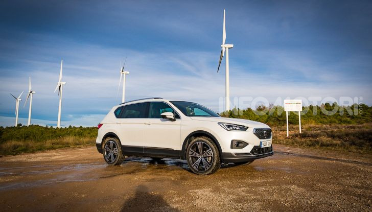 Prova su strada Seat Tarraco: il SUV sportivo è ammiraglia del marchio - Foto 18 di 49