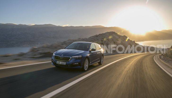 Skoda Scala prova su strada, motori e prezzi - Foto 3 di 32