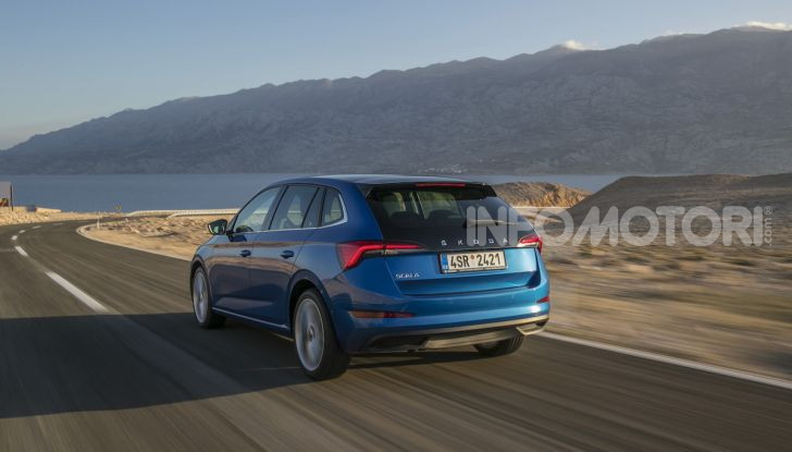 Skoda Scala prova su strada, motori e prezzi - Foto 6 di 32