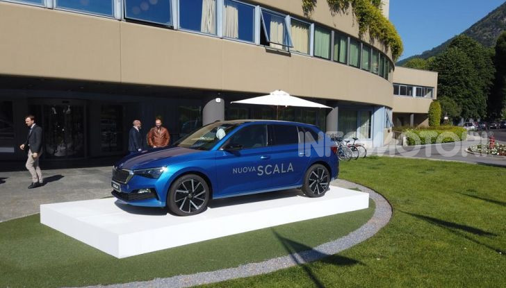 Skoda Scala prova su strada, motori e prezzi - Foto 7 di 32