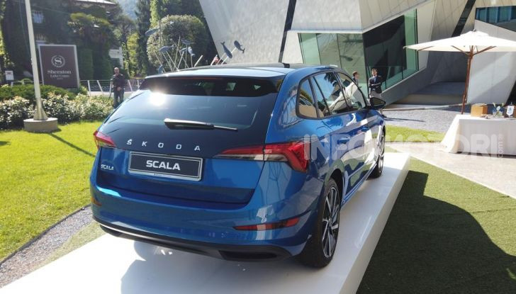 Skoda Scala prova su strada, motori e prezzi - Foto 5 di 32