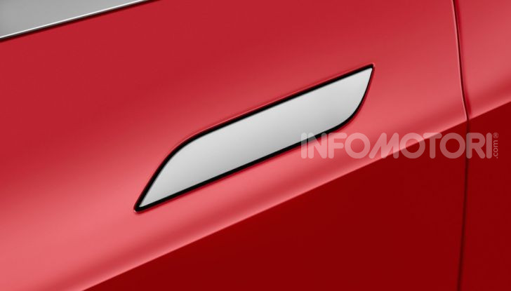 Retrovisori con telecamere e maniglie a scomparsa, se il futuro è una bugia - Foto 5 di 7