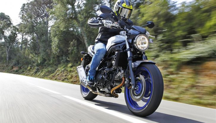 Suzuki, offerte sulla gamma V-Strom 650 ABS e XT, SV650 ABS e scooter - Foto 2 di 7