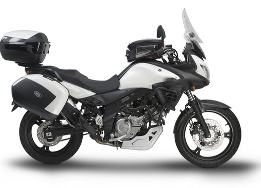 Suzuki V-Strom 650 ABS con accessori GIVI