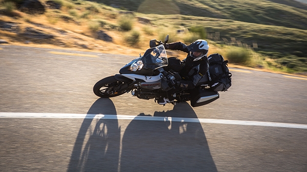 Novità Suzuki 2018: V-Strom 1000 Feel More e Globe Rider - Foto 5 di 8