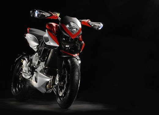 MV Agusta Rivale immagini ufficiali