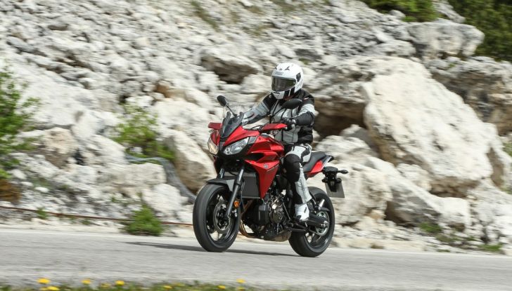 Prova su strada Yamaha Tracer 700: la Sport Tourer unica e affidabile - Foto 2 di 23