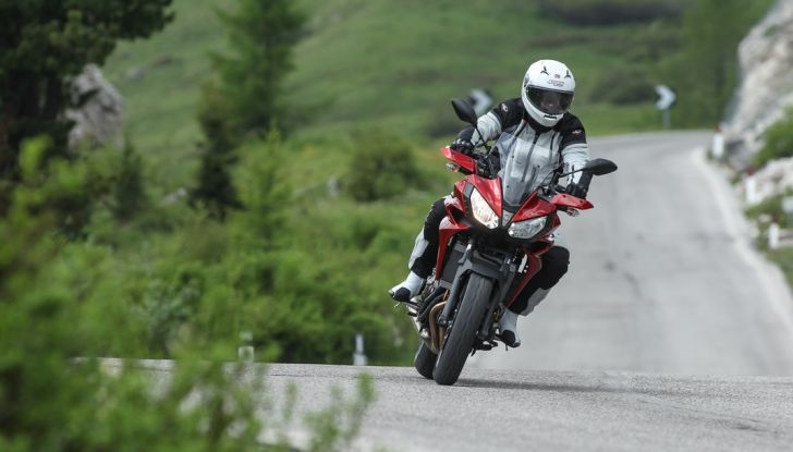 Prova su strada Yamaha Tracer 700: la Sport Tourer unica e affidabile - Foto 5 di 23