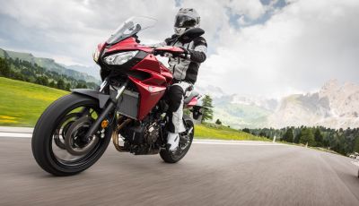 Prova su strada Yamaha Tracer 700: la Sport Tourer unica e affidabile