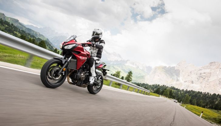 Prova su strada Yamaha Tracer 700: la Sport Tourer unica e affidabile - Foto 20 di 23