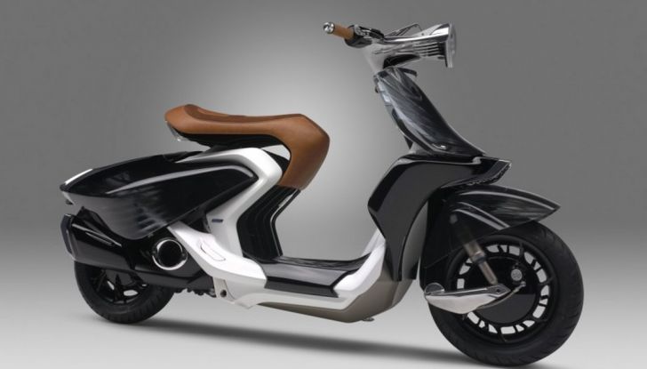 Yamaha 04GEN: al Vietnam Motorcycle Show il concept del nuovo scooter - Foto 2 di 3