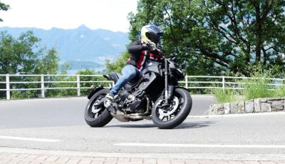 Yamaha MT-09: prova della naked 3 cilindri made in Japan