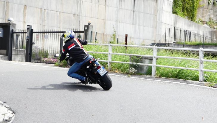 Yamaha MT-09: prova della naked 3 cilindri made in Japan - Foto 6 di 25